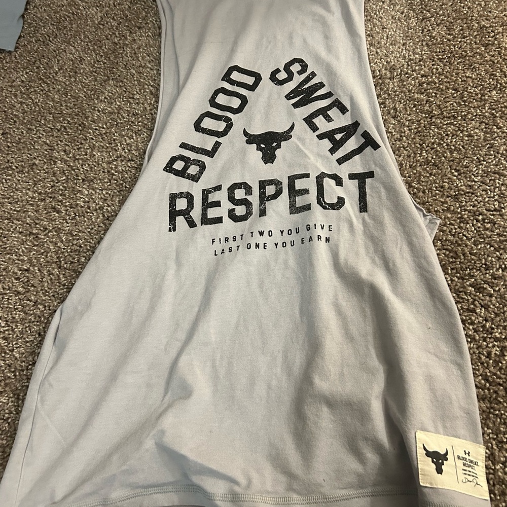 Under Armour Light Gray HeatGear Tank